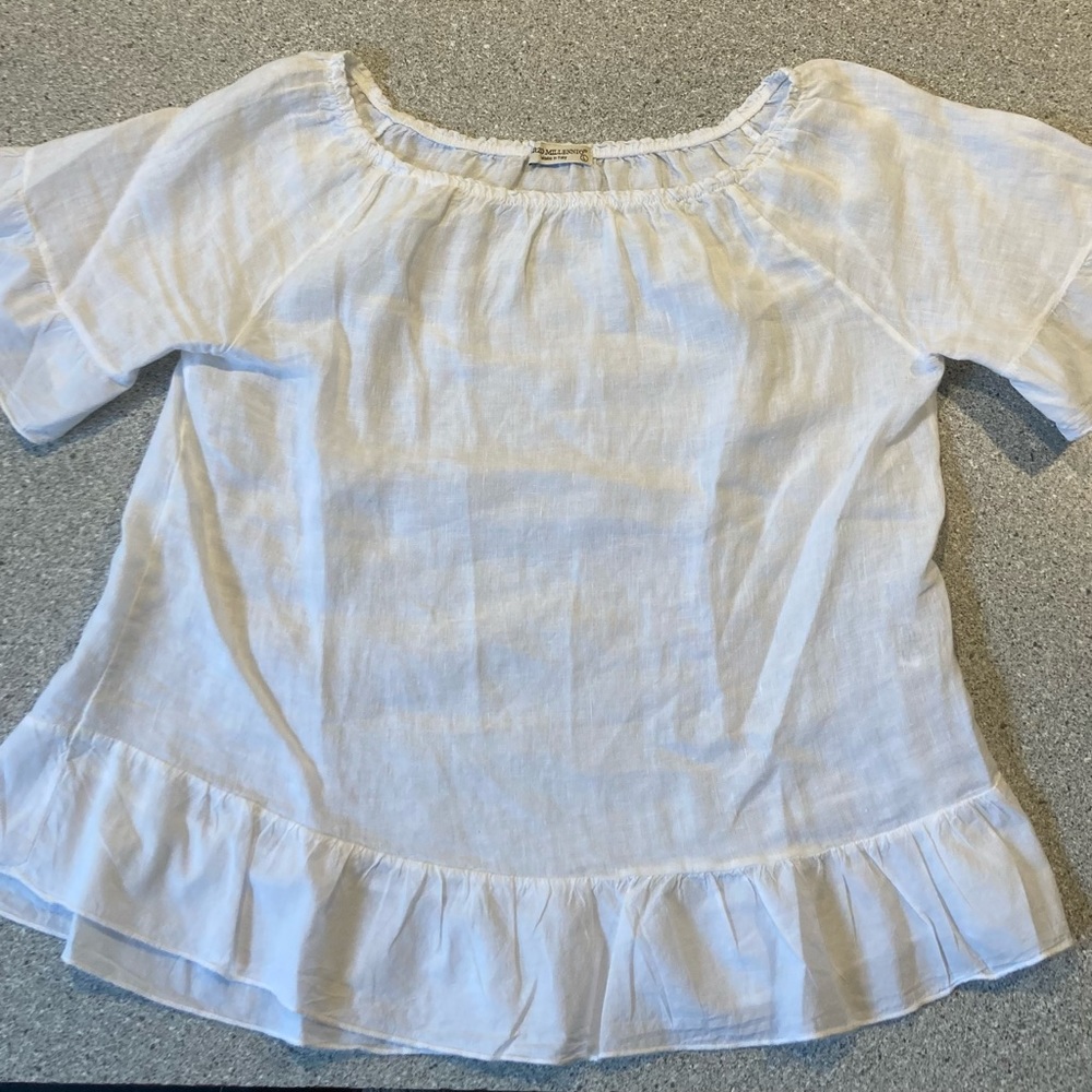 100% Linen bodice, 100% Cotton sleeve and ruffle, peasant top. Made in Italy